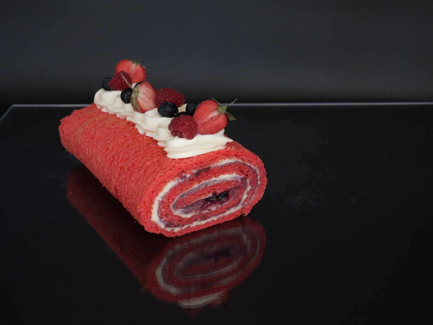 Baker Roulade 825g